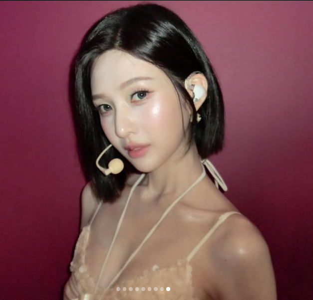 "레드벨벳 조이 살 얼마나 빠졌길래…" 가요대전 뒤태 사진에 시선 쏠린 이유