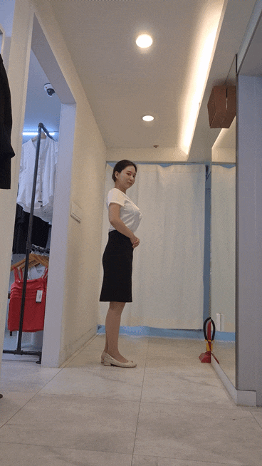첫인상을 위한 여자 면접복장 쇼핑｜단정한 블라우스와 H라인 스커트