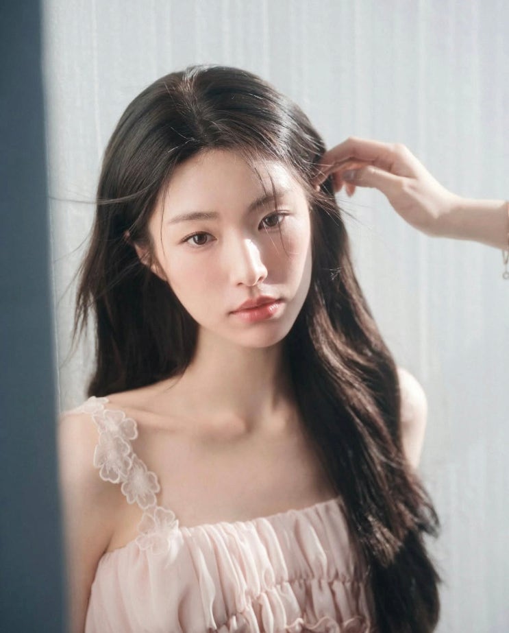 배우 <b>하영</b> 4대째 의사집안 반전의 반전! <b>증조부</b> 안상호 <b>친일</b>파 의혹 ....