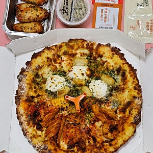 노모어 피자 바질 마스카포네뇨끼피자 옥수수새우피자 반반 레귤러 솔직후기