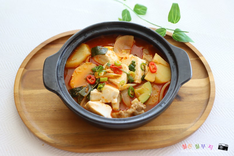 류수영 고추장찌개 레시피 얼큰한 감자고추장찌개 한그릇