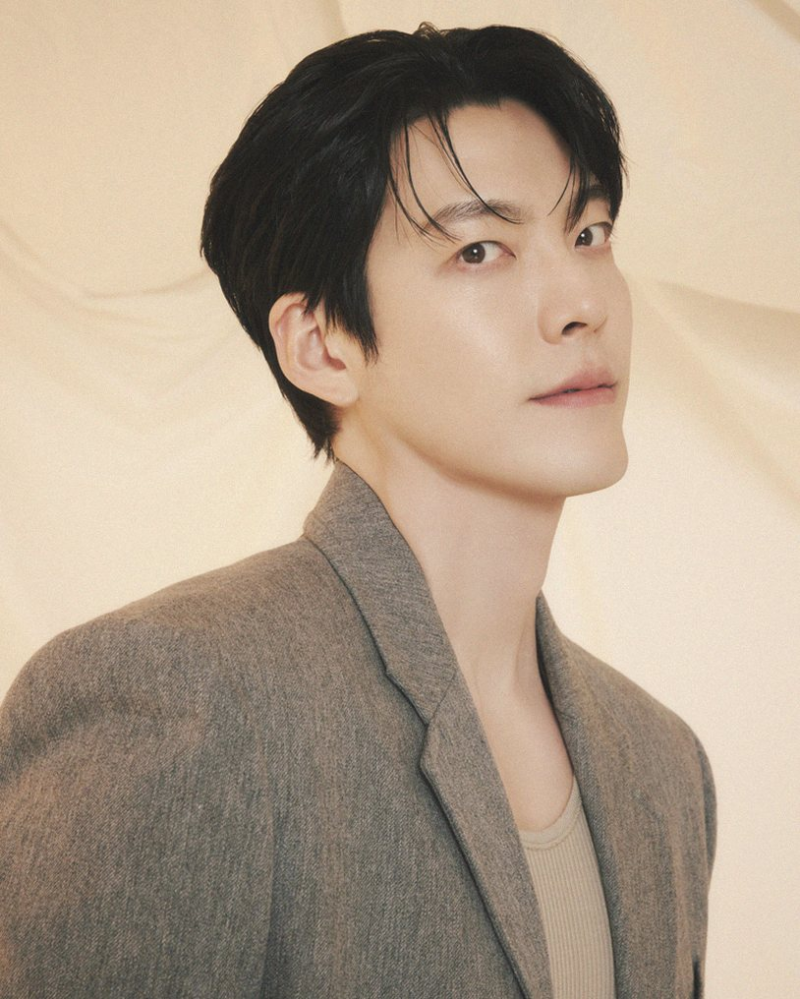 김우빈 tvN '기프트' 4년 만 복귀, 야구 코치 변신과 결혼 이야기 ✨