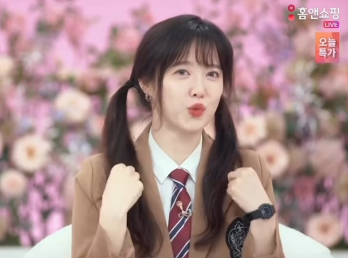 구혜선, 마흔셋에 교복 입고 홈쇼핑 등장…금잔디를 다시 꺼낸 이유는?
