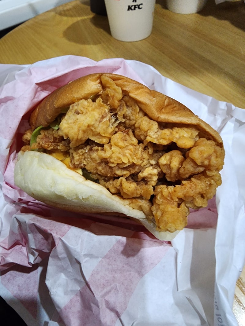 KFC 메뉴 추천, 징거버거 징거다리버거 세트 배달로 먹어본 후기
