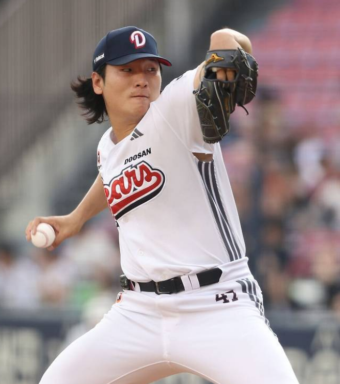 "두산 곽빈 MLB 도전 선언" ,KBO 에이스 나가신다 메이저리그 긴장하라...