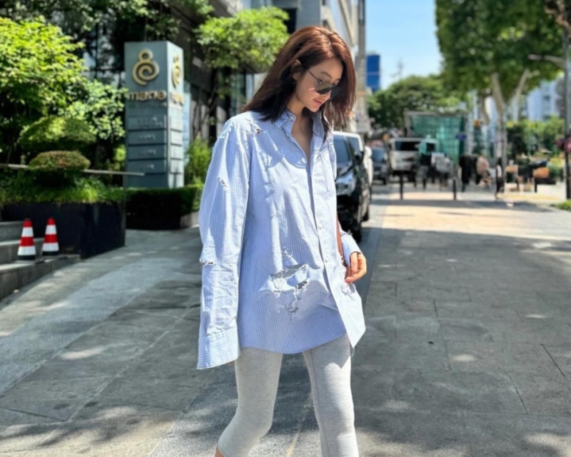 배우 김혜수 나이 프로필 신체 결혼 유해진 비혼 어머니 빚투 재산 근황까지 총정리