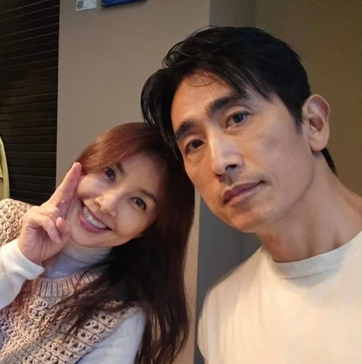 자식들 다 유학 가고 텅 빈 거실, 신애라가 결국 폭발해버린 차인표의 숨 막히는 잔소리