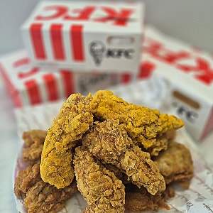 kfc 1+1할인 트러플치르르 오리지널 핫크리스피 통다리 개당 칼로리, 중량