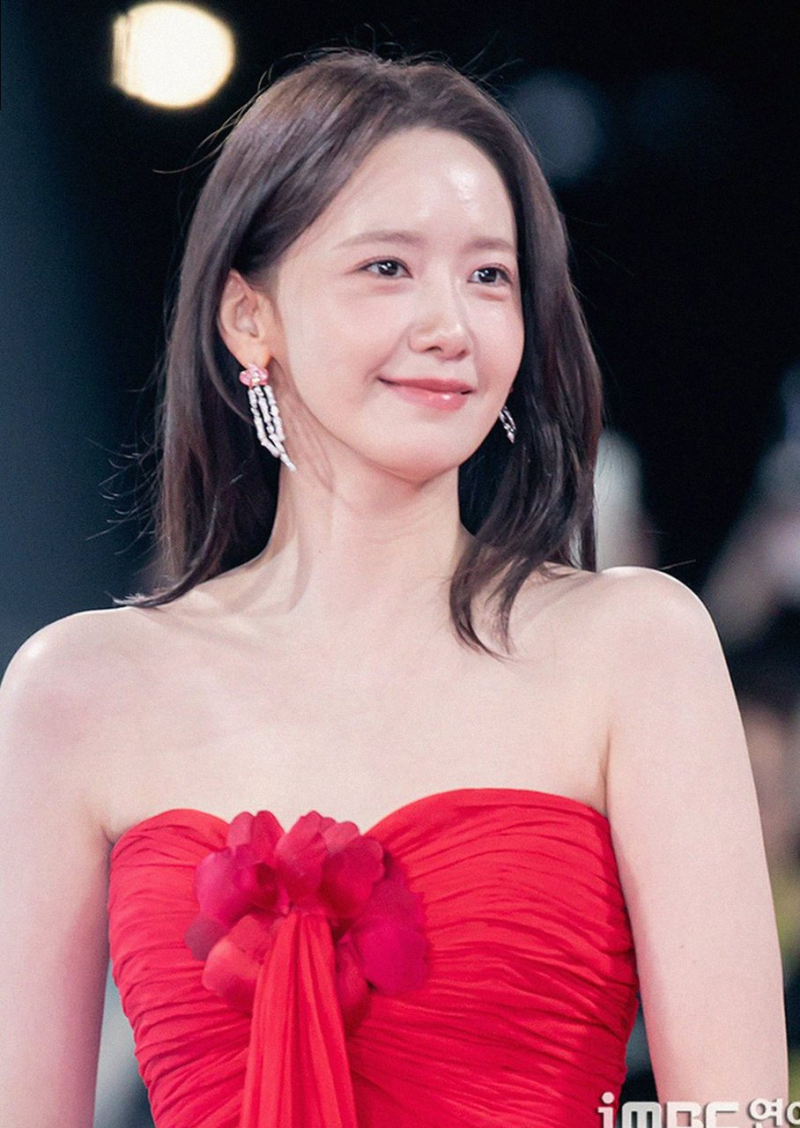 Yoona's Cannes Film Festival Dress Fashion: The Dignity of Korea's #1 Beauty Beloved by Japan