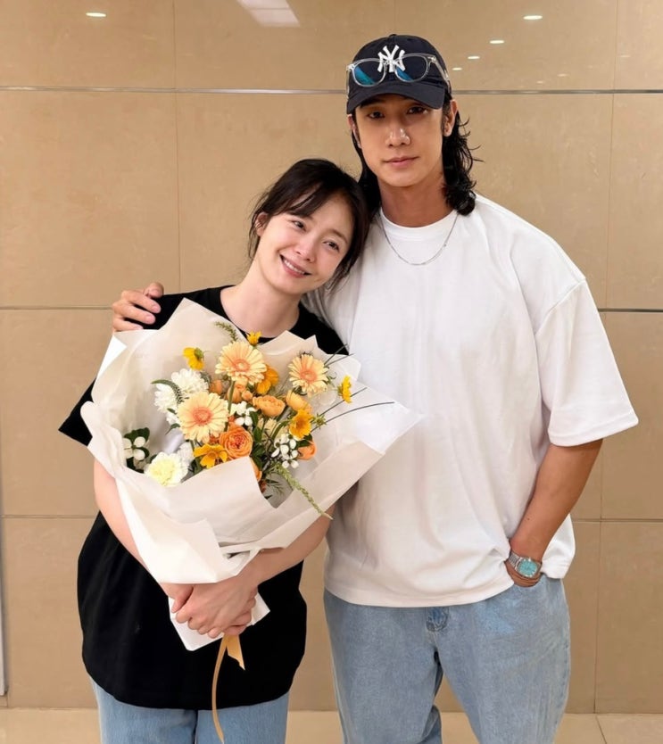 "전소민 동생, <b>배달 알바</b> 전전" 런닝맨 나왔던 그 훈남의 38살 마흔 ....