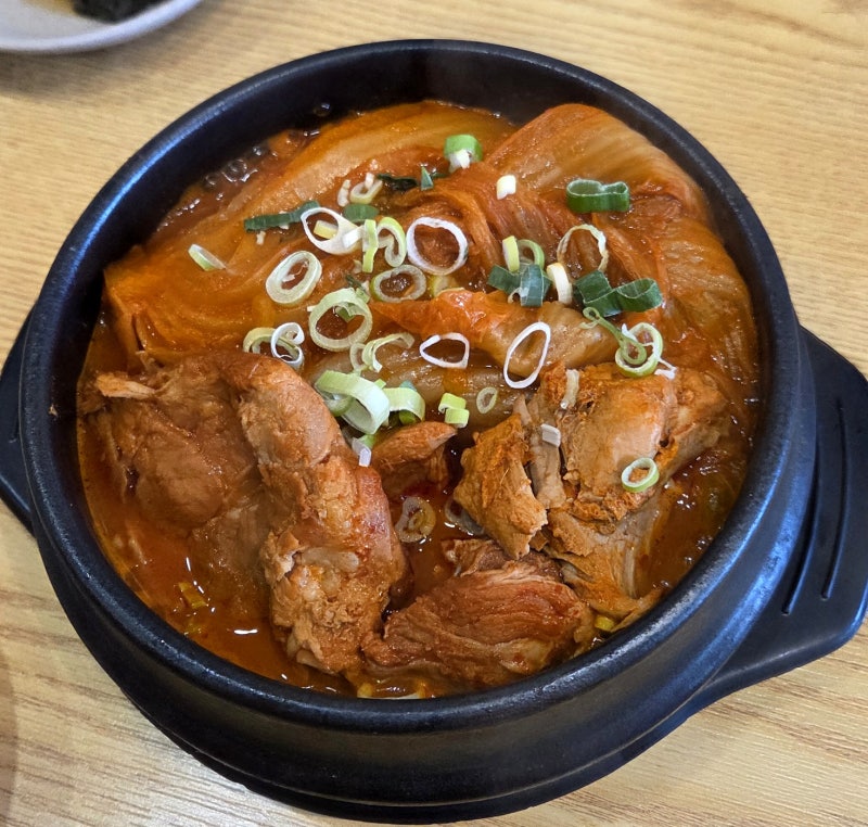 [분당 구미동] 오리역 맛집 비스트로 분당김치찜 본점, 김치찜과 김치찌개가 맛있는 곳