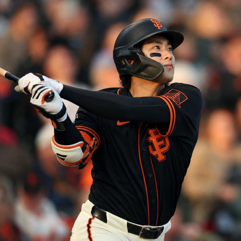 [MLB] 이정후, 시즌 9호포로 개인 최다 홈런 경신...61경기 만에 리드오프 복귀한 날 3할 타율까....