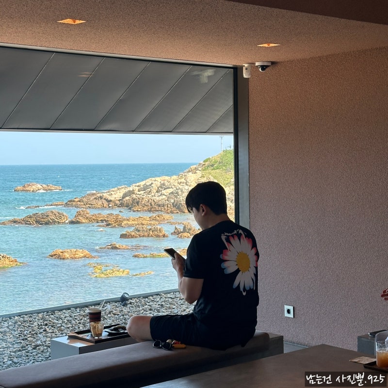 나이키[나이키 x 피스마이너스원 대한민국 아카데미 프로 숏슬리브 풋볼 탑 블랙 화이트 (IH16....
