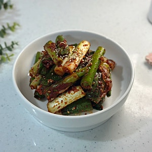 대파 김치 담그는 법 알싸하고 맛있는 대파 김치 레시피 초간단 김치 만들기