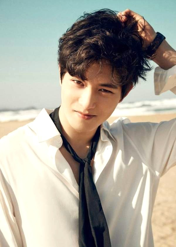 이종현, 정준영 단톡방 논란 뒤 8년 만의 입장 "복귀 아닌 오해 바로잡기"