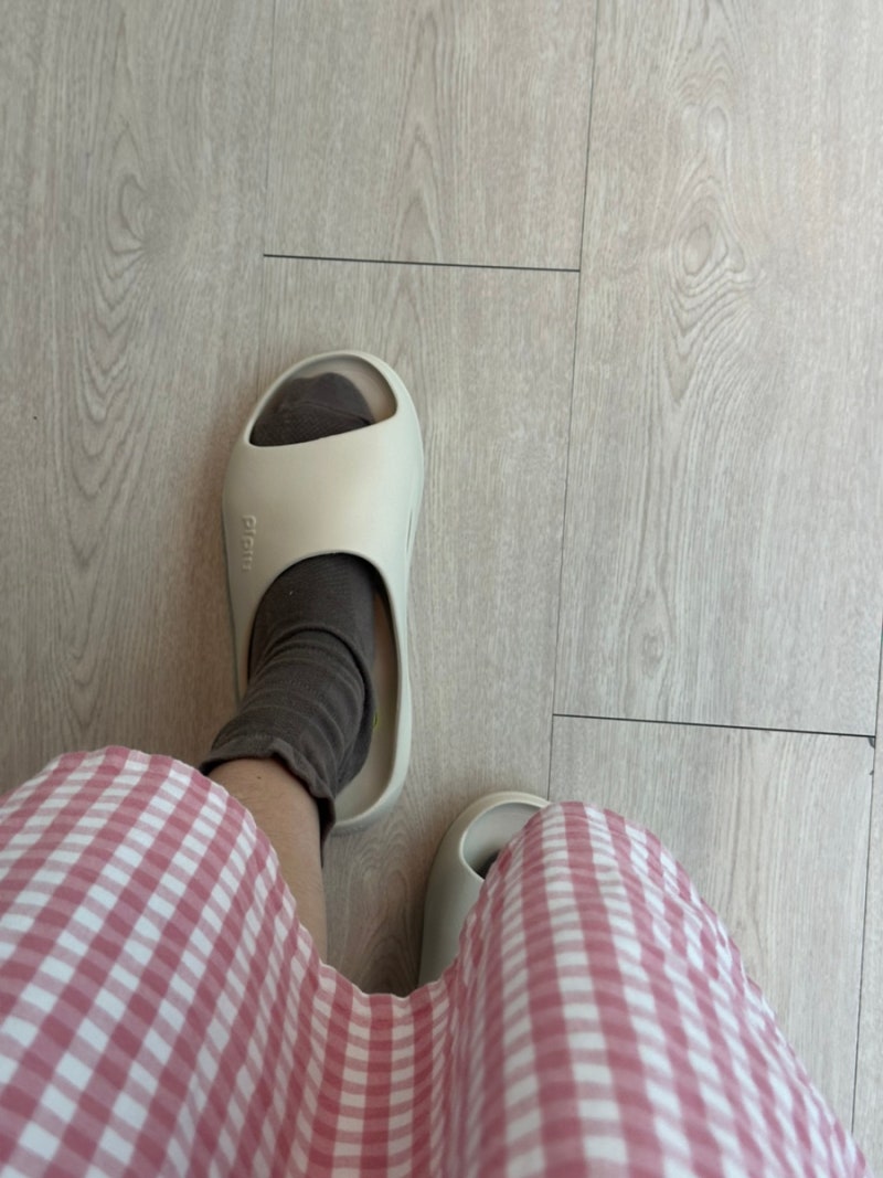 산후 조리원 필수 준비물 리스트, 조리원 가방 챙기기, 슬리퍼 텀블러 수유브라 양말