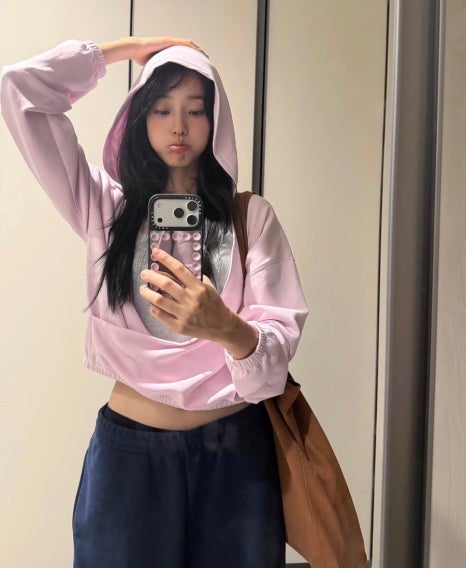 [연예] 넷플릭스 동궁 노윤서 사복 패션 정보! 여친룩 착장 브랜드부터 가격까지