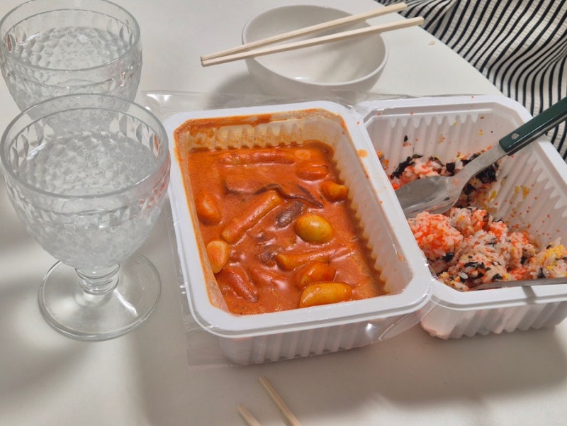 배떡 로제떡볶이 보통맛 솔직후기｜중국당면 추가하니 미쳤다
