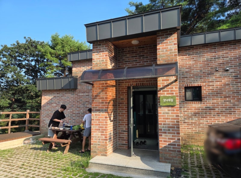 충주 계명산 자연휴양림 잣나무 후기｜여름 성수기 7만원에 충주상품권까지