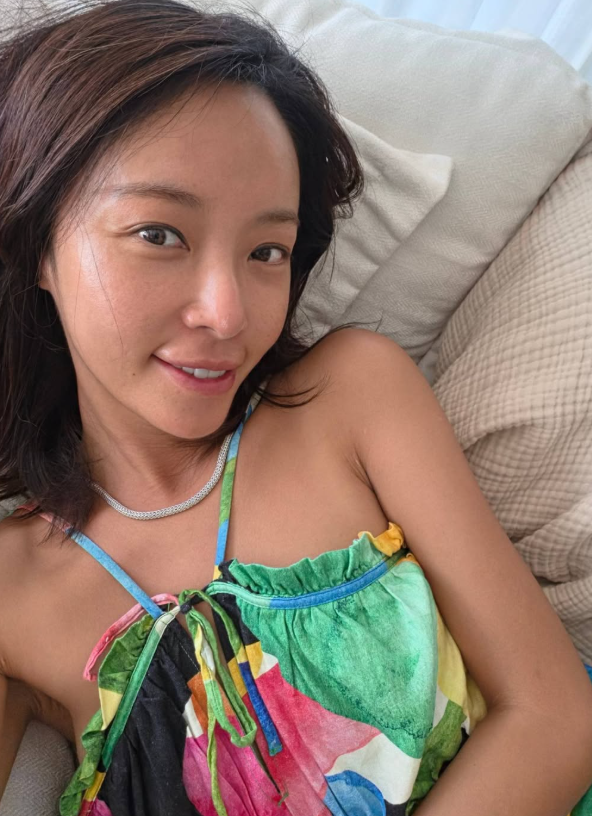 황정음 전남편과 지금도 소통하는 이유, 황정음 프로필 나이 키 재산 가족관계 사건사고 총....