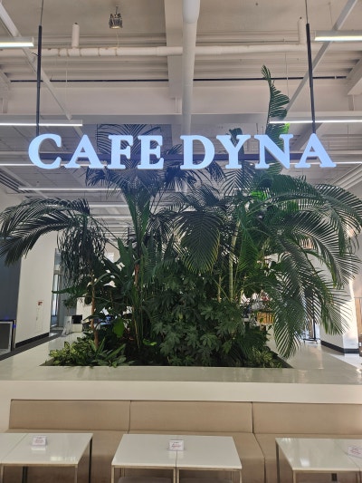 [서울 양재천 카페] '카페다이나(CAFE DYNA)' 방문 후기