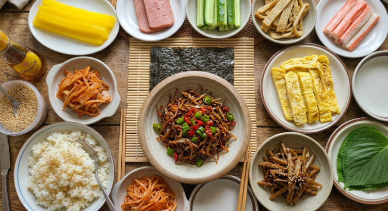 ️ 매콤 칼칼해 자꾸 들어가는 '매운 멸치 김밥' 만들기 (도시락 메뉴 추천!)