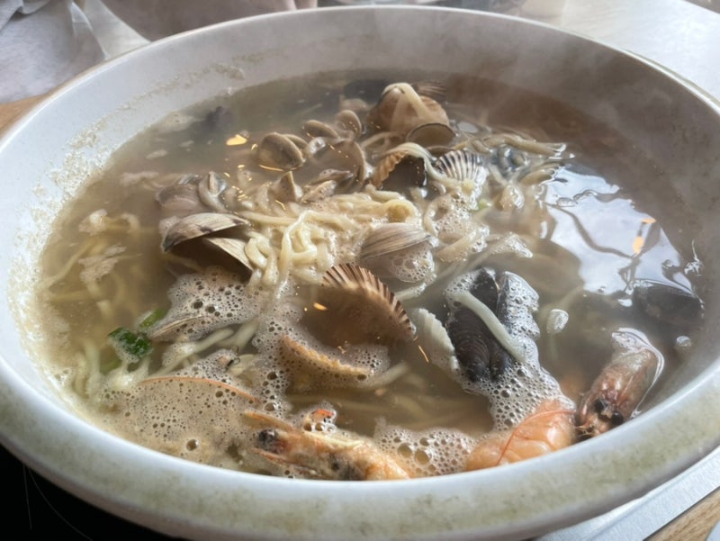 부산 해동용궁사 맛집 용궁해물칼국수｜아이와 먹기 좋은 기장 오시리아 맛집