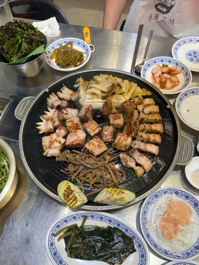 [제주 맛집 추천] 제주함덕흑돼지 왕표고기 | 내돈내산 후기 | 흑돼지 목살 맛집 | 함덕해수욕....