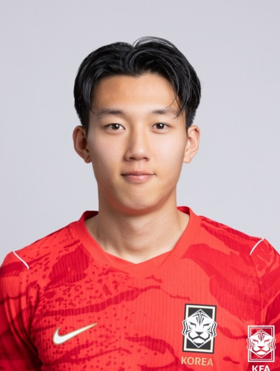 이한범, 벨기에 데뷔전부터 베스트11…김민재 파트너 존재감 증명