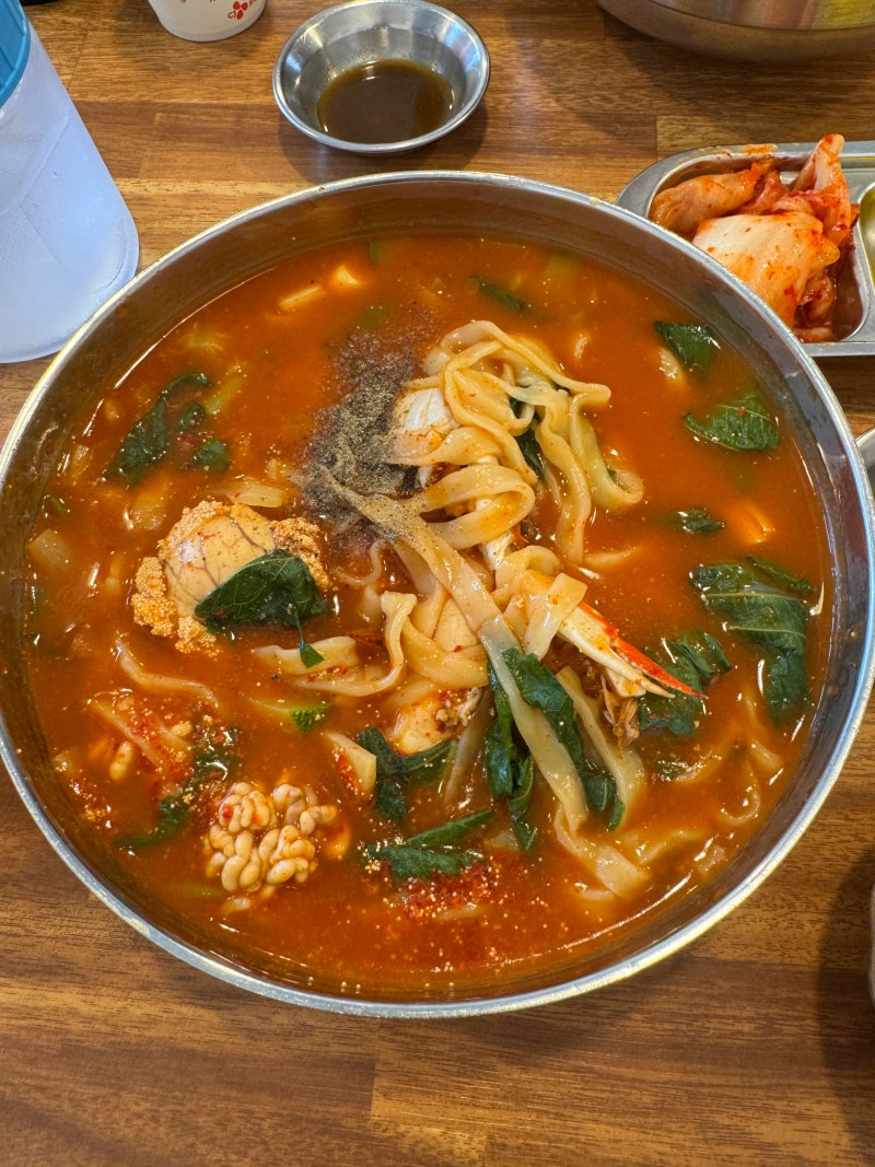 강릉 강문해변 맛집 ｜ 최씨장칼국수 알곤이 장칼국수 (신라 모노그램 근처)