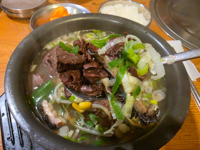 광화문 교보문고 근처 맛집 | 친정엄마 추억의 노포 '청진옥' 3대 가족 해장국 솔직 후기
