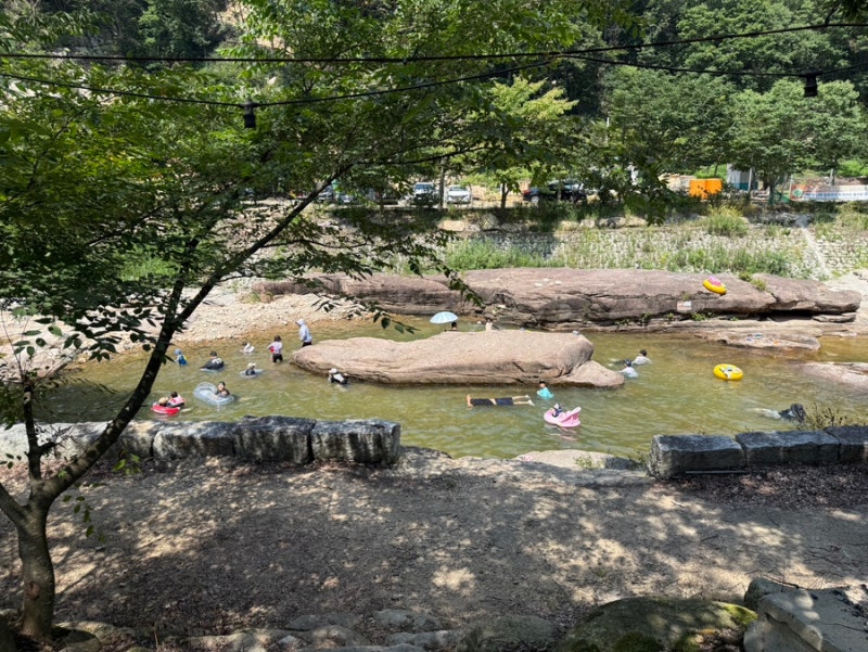 전주 근교 계곡 | 동상계곡 장군봉산장 | 동상계곡 평상 추천 | 완주 계곡 아이들과 가볼 만한....