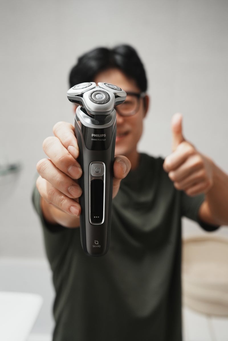 [전기면도기 추천] 날면도기 쓰던 남편의 4주 실사용 변화! 필립스 전기면도기 i9000 프레스티....