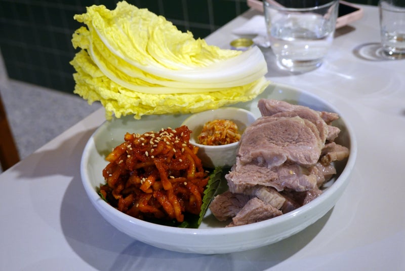 [서울마포구맛집/창전동맛집/홍대맛집]미로식당 - 미로소갈비찜, 제주안심탕수육, 애호박감....