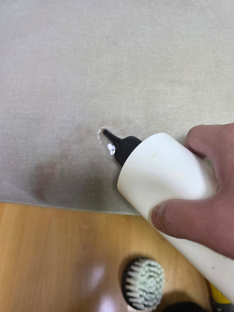 패브릭 소파 얼룩 제거부터 내부 청소까지, 꼼꼼하게 케어했습니다