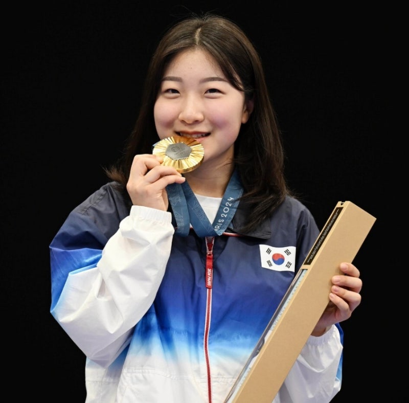 “파리에서 16세로 금메달 땄는데 세계선수권까지 먹었다”…아시안게임 하나 남은 반효진....