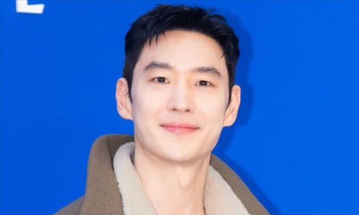 이제훈은 가만히 있었는데…조진웅·하영 논란이 작품 운명까지 흔든 이유