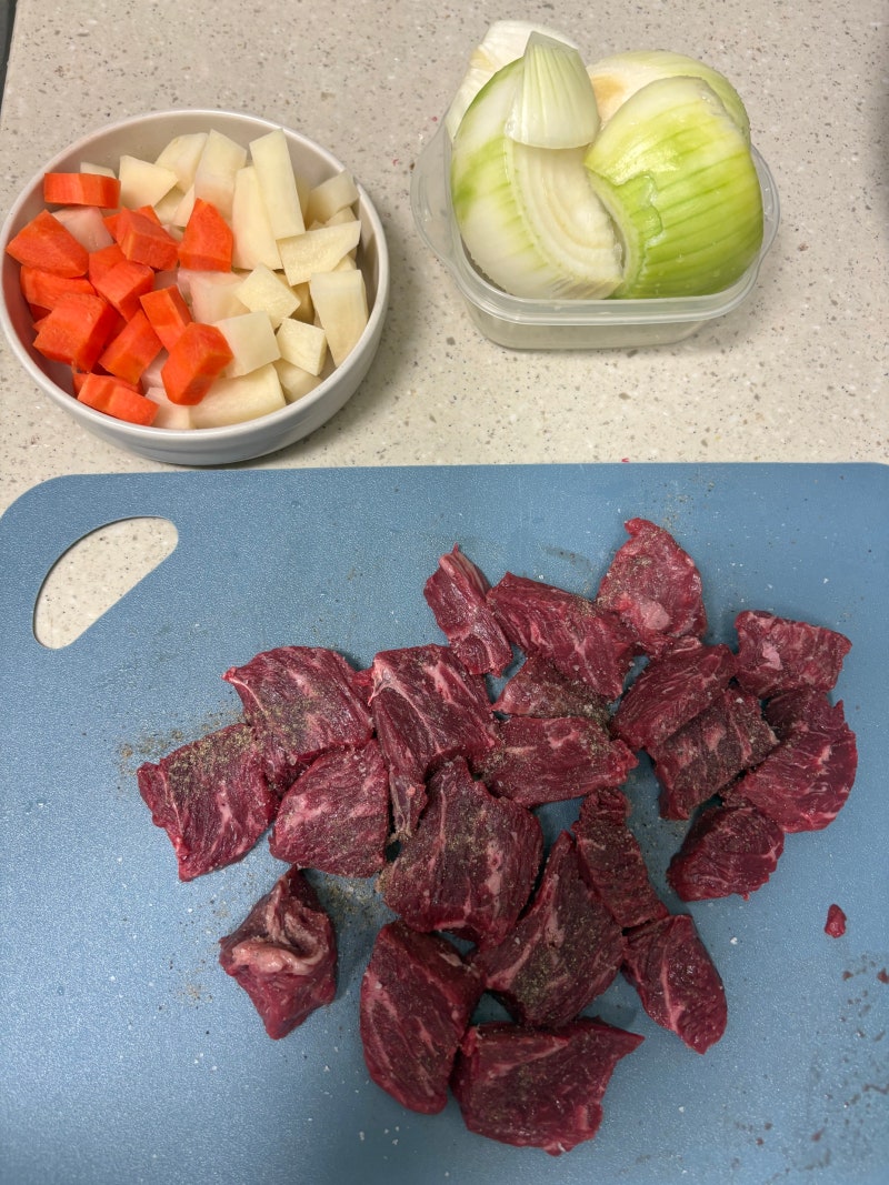 소고기 카레 맛있게 만드는 법 양파 듬뿍 고형카레 레시피