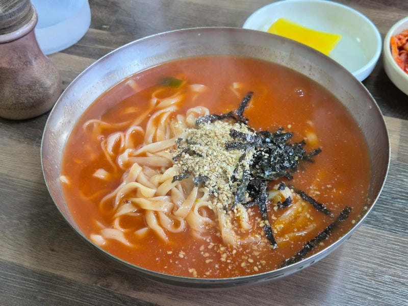 동해시 묵호 맛집 전현무계획 나온 노포 장칼국수 오뚜기칼국수