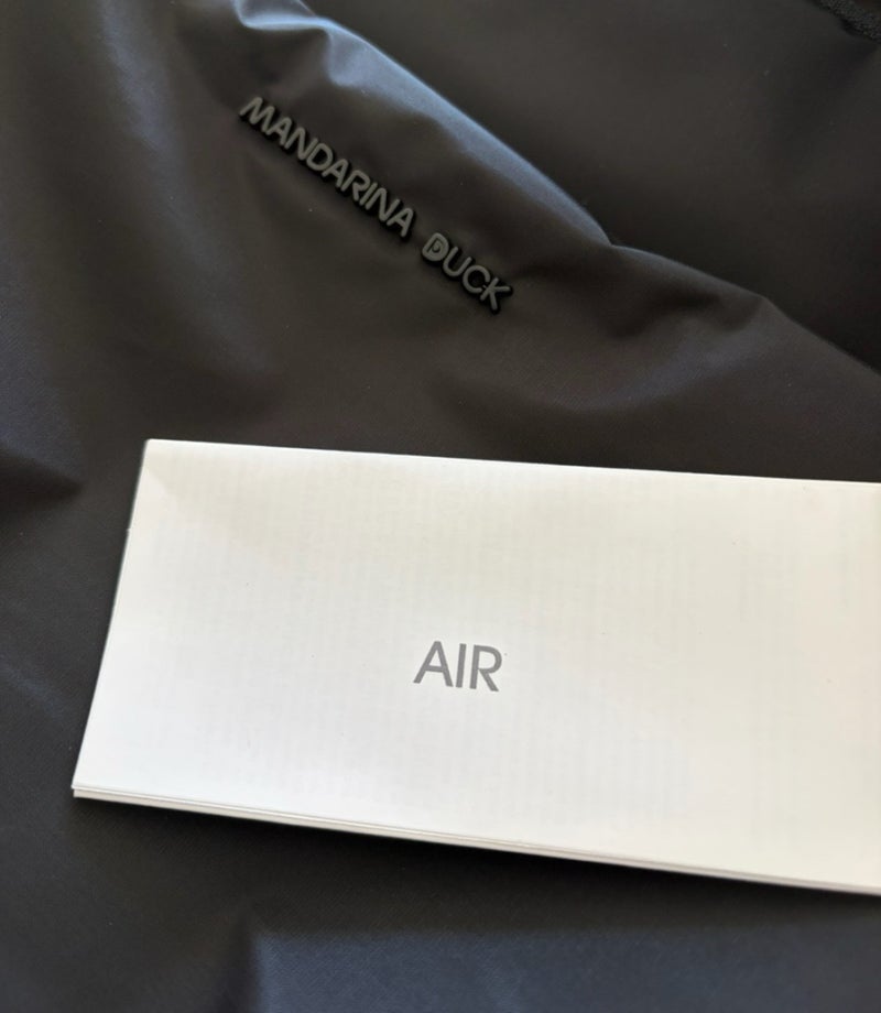 만다리나덕 백팩 AIR 15(69T01001)후기｜가볍고 수납 좋은 직장인 백팩 추천
