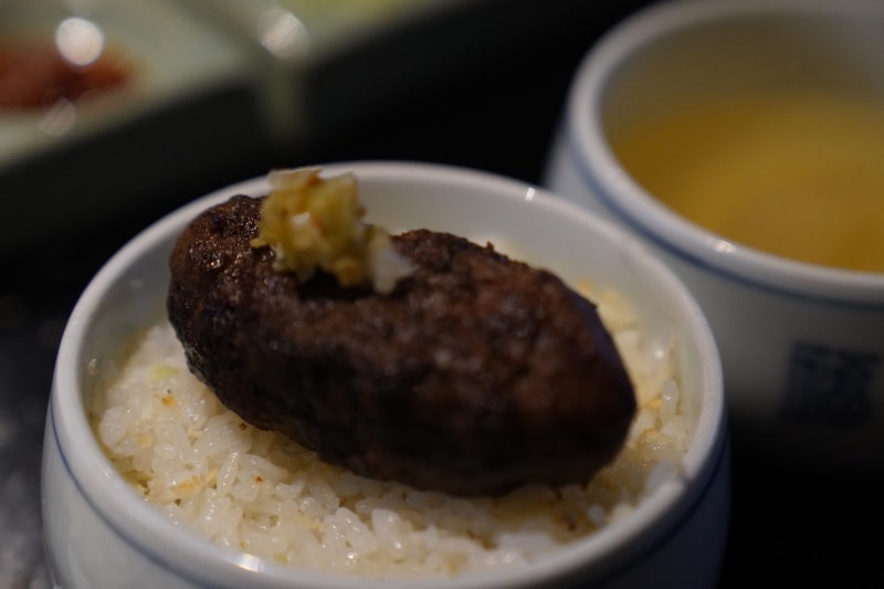 광안리 소고기 맛집 · 웨이팅 전 저장할 민락동 암소한우 숯불구이 알배추샐러드 화륵