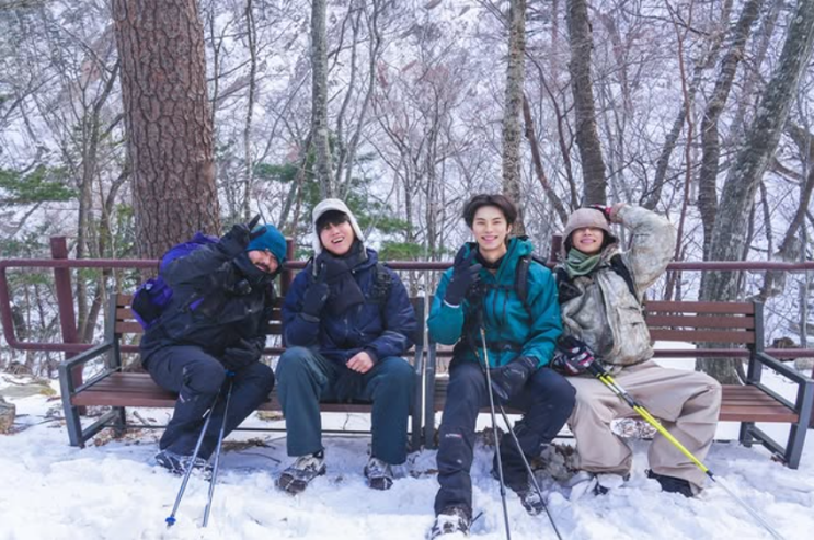 넷플릭스 <b>대체 등산을 왜 하는 건데</b>? 기본정보 출연진 공개일 예고....