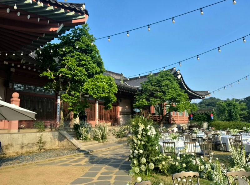 서울 삼청각 일화당 웨딩 | 고즈넉한 한옥 예식으로 만난 특별한 야외 결혼식(식사, 주차, 셔....