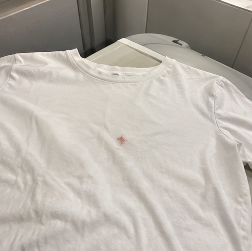 피 얼룩 지우는 법, 피 묻은 옷 세탁하기