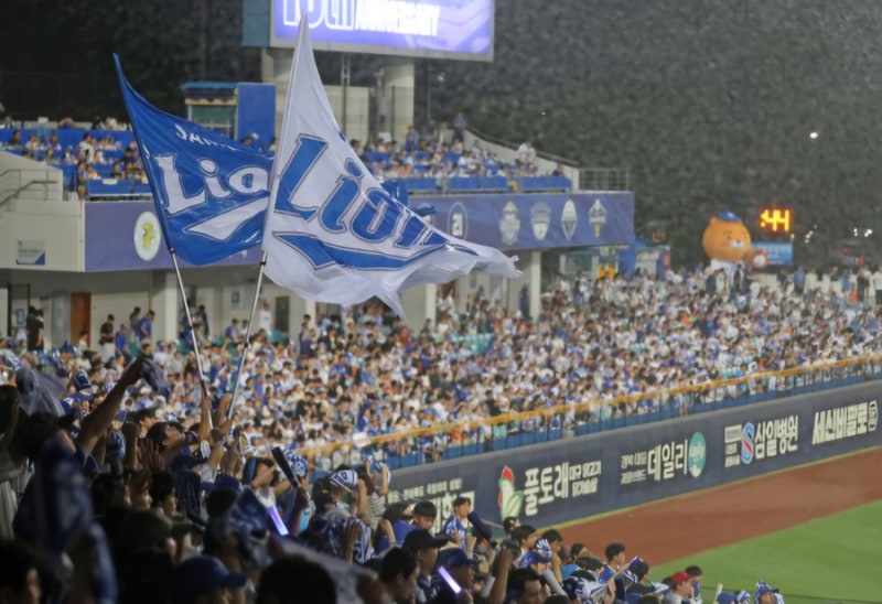 KBO 역대 최소 경기 900만 관중 돌파…505경기 만에 새 역사, 1200만 관중도 보인다