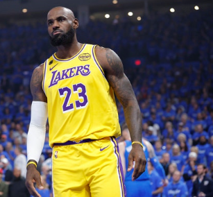 [NBA] '킹' 르브론 제임스, 필라델피아 유니폼 입고 뉴욕과 개막전 격돌!