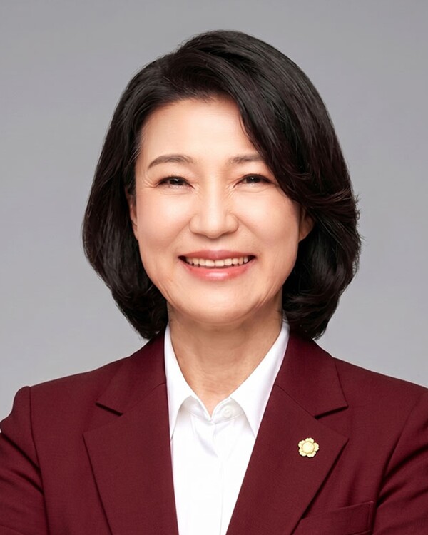 <b>이진숙</b> 국회 의원 프로필 고향 학교 선거 이력 뉴라이트 <b>5·18</b> 민주화....