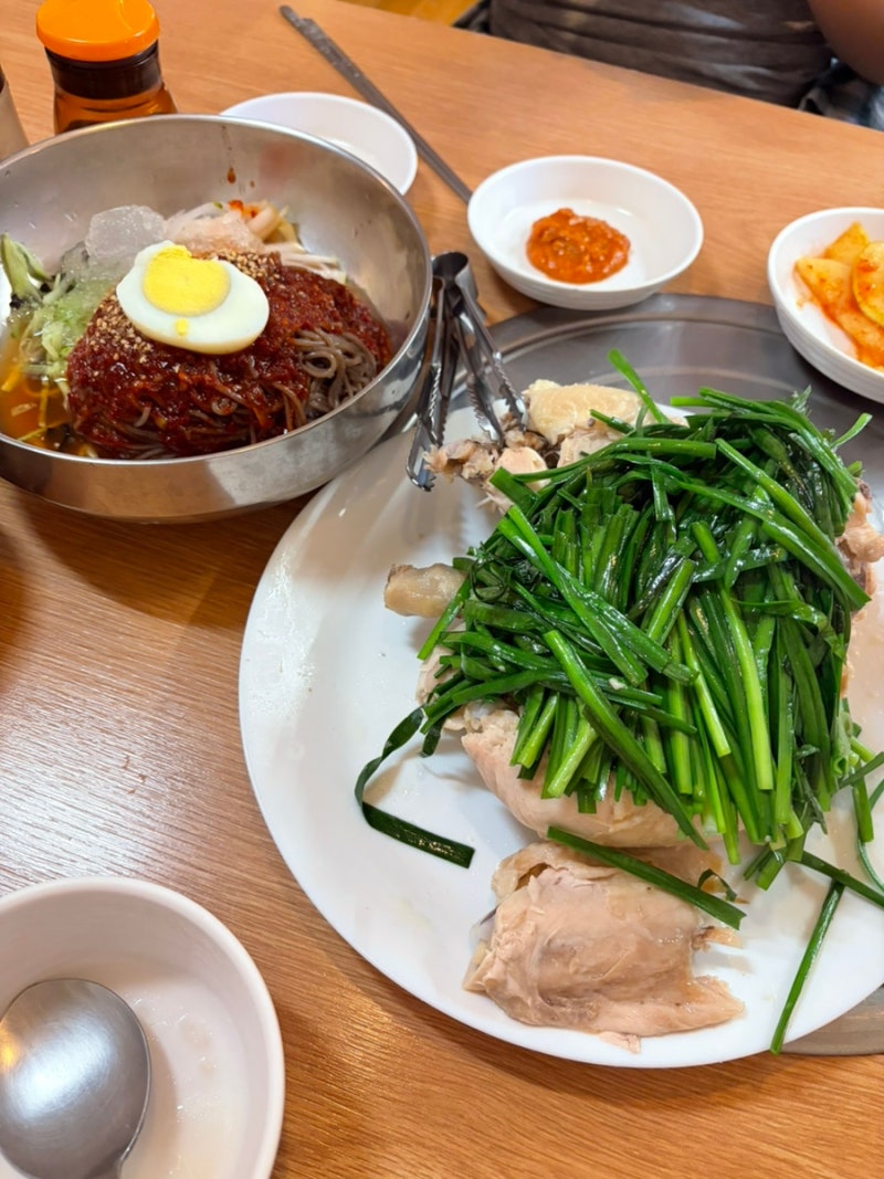 약수역 맛집 약수동춘천막국수, 이북식 찜닭과 막국수, 말복 보양식 추천