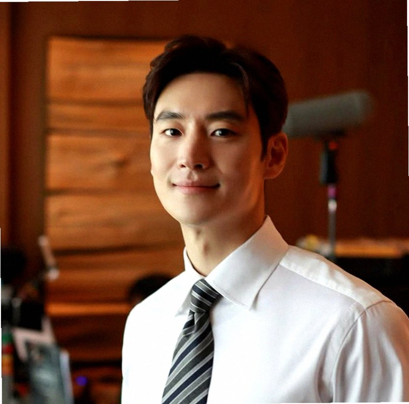 Lee Je-hoon's Recurring Co-Star Risks: Reasons and Unfortunate Points Summarized