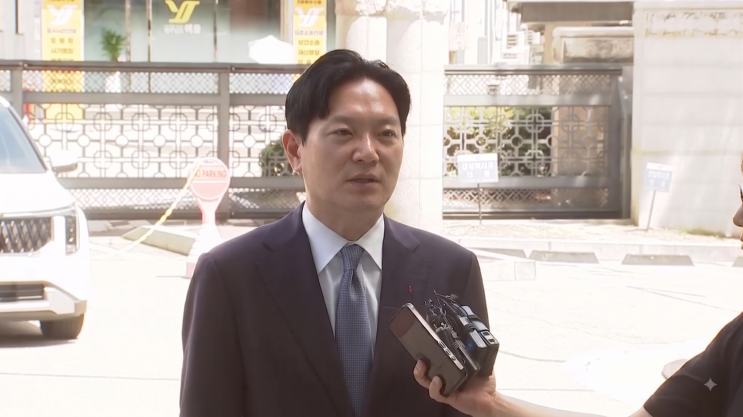 <b>감찰위</b> 앞둔 <b>박상용</b> 검사, 이번엔 경찰 소환 통보…무슨 일이 벌어....